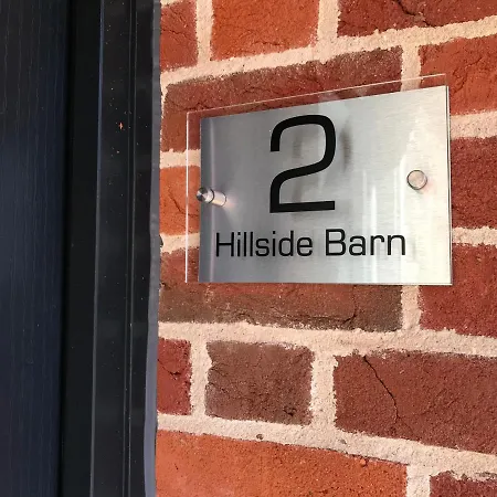 Hillside Farm Barn Apartment Woking Exterior photo